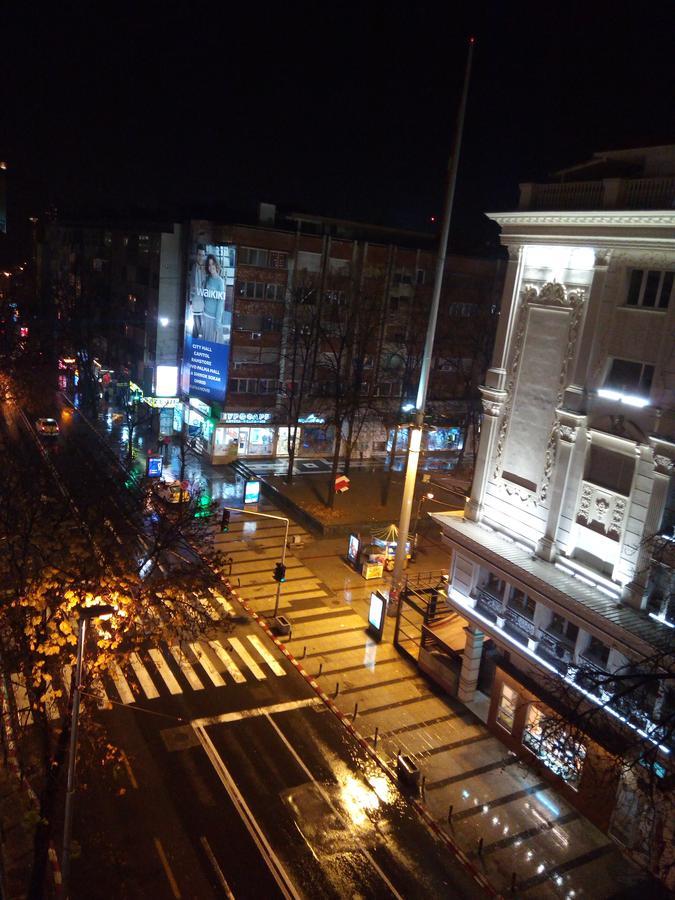 The Most Central Skopje Apartment Esterno foto