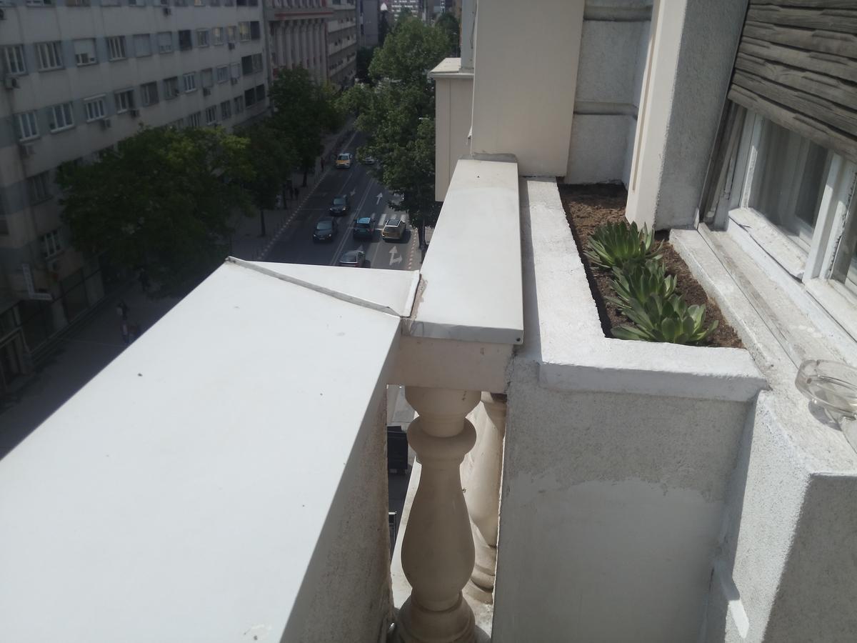 The Most Central Skopje Apartment Esterno foto
