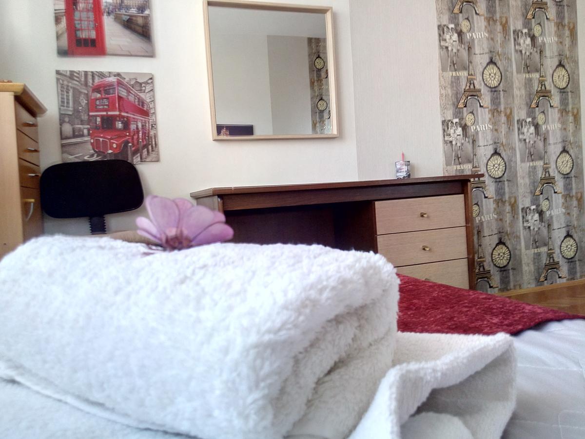 The Most Central Skopje Apartment Esterno foto