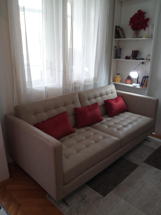 The Most Central Skopje Apartment Esterno foto